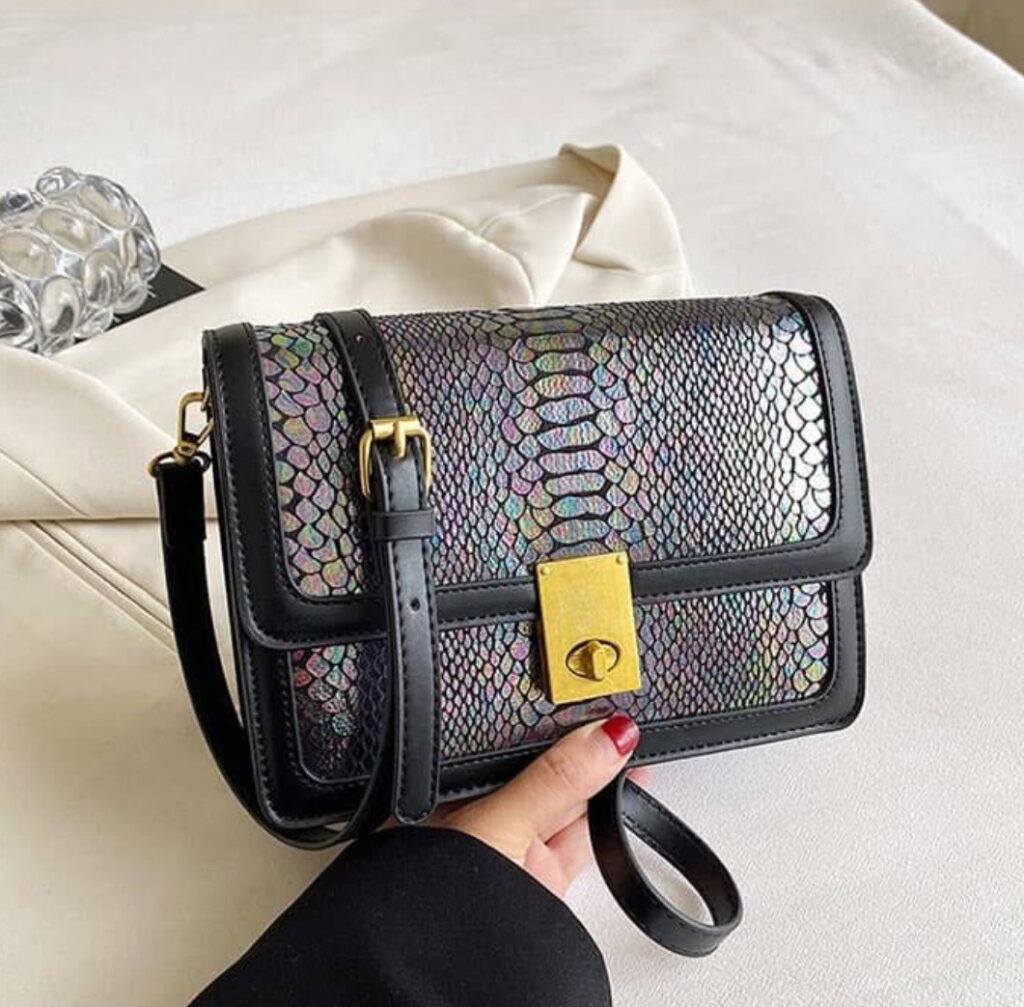 Cartera Estilo Serpiente